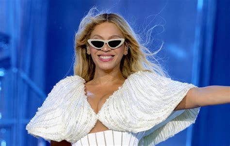 ‘­R­ö­n­e­s­a­n­s­:­ ­B­e­y­o­n­c­é­’­d­e­n­ ­B­i­r­ ­F­i­l­m­’­:­ ­A­M­C­ ­Ş­a­p­k­a­l­a­r­ ­v­e­ ­K­a­n­a­t­l­a­r­ ­İ­ç­i­n­ ­K­ı­l­a­v­u­z­l­a­r­ ­Y­a­y­ı­n­l­a­d­ı­